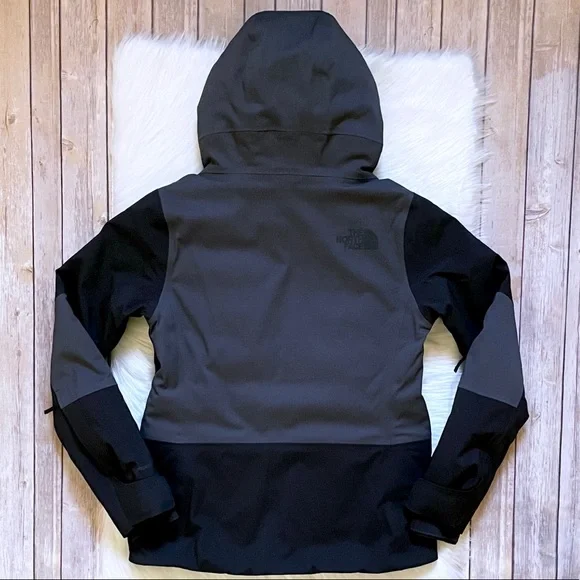 The North Face Women’s DMTR FUTURELIGHT Down Ski Jacket In TNF Black - Picture 10 of 13